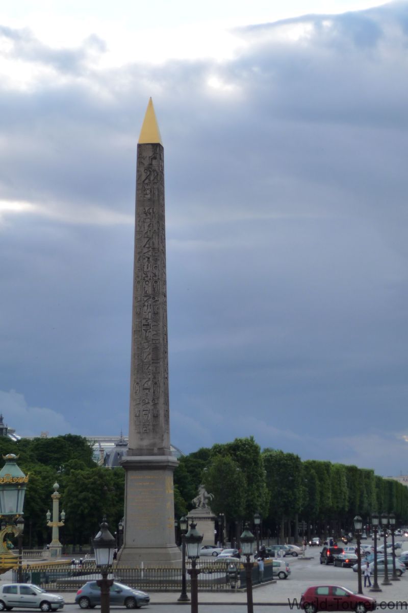 Obelisk Ramses II