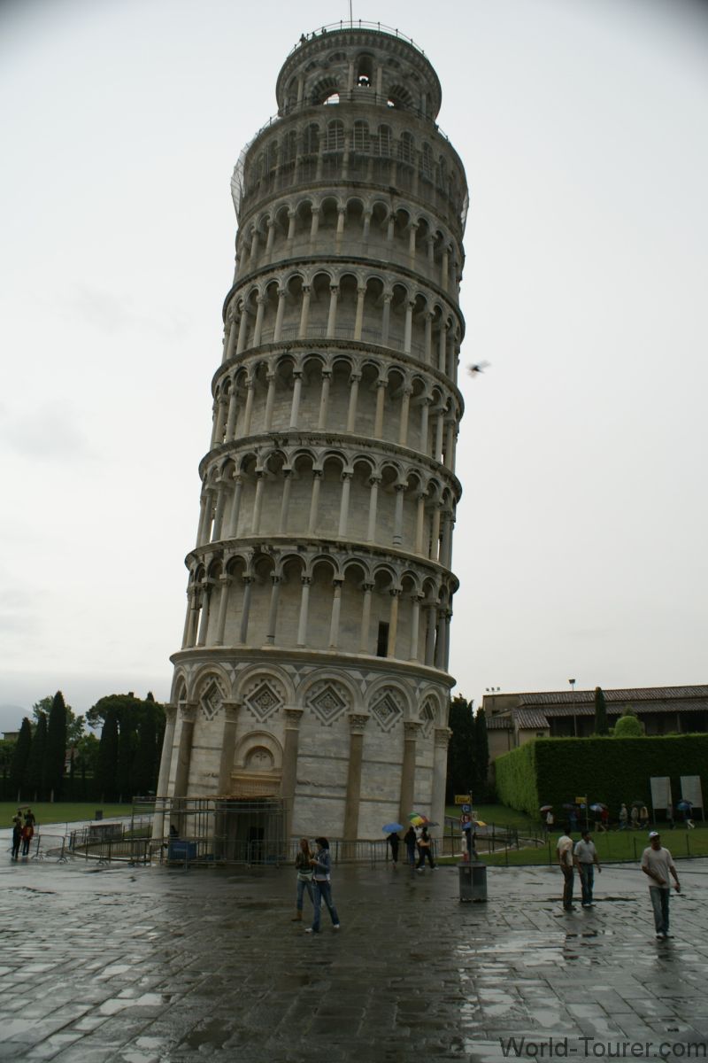 Leaning Tower of Pisa