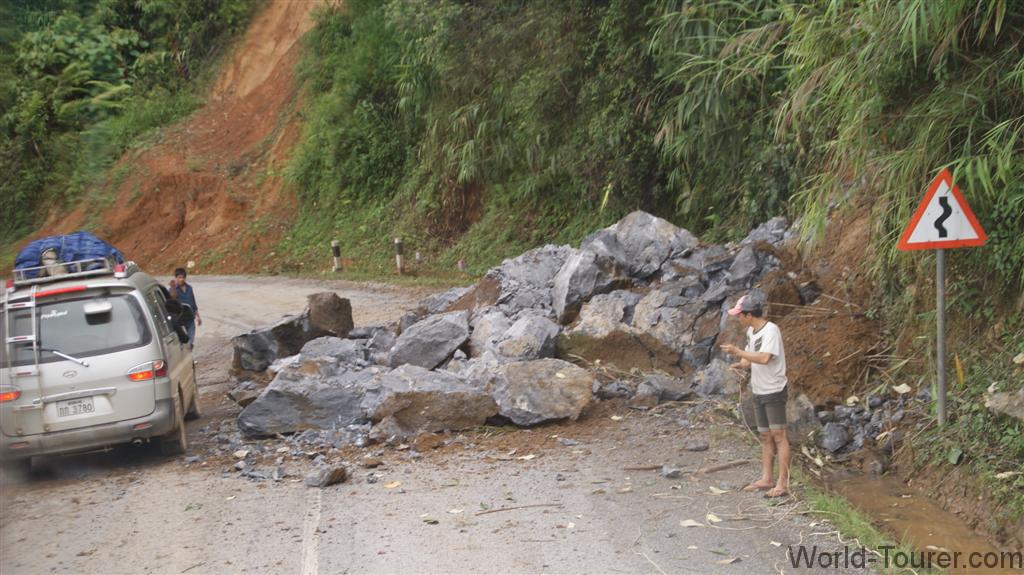 Rockslide, Laos