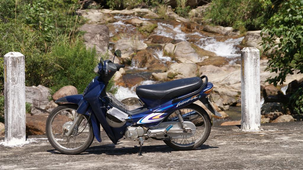 Honda Wave on Hon Ba